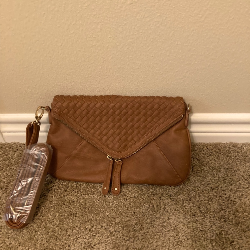 Purse - NWOT Street Level clutch in light brown.